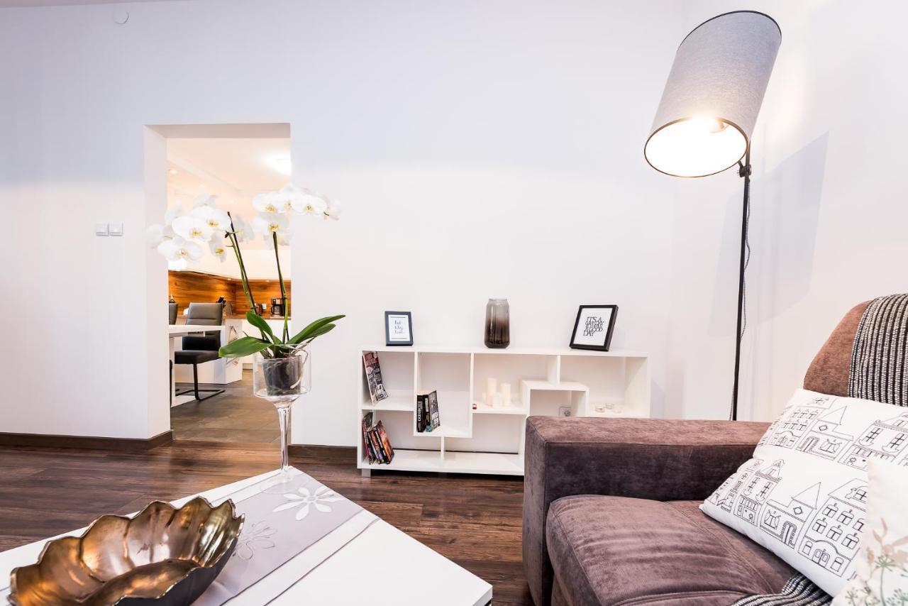 Stylowy Apartament كاتوفيتسه المظهر الخارجي الصورة